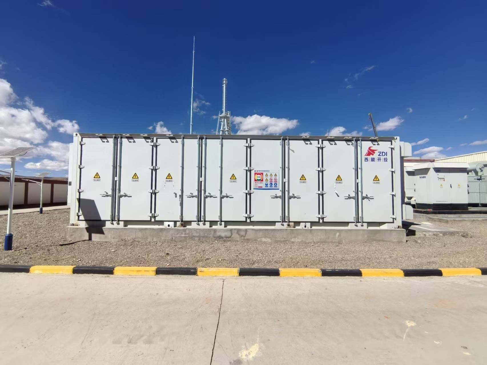 中国西藏 2.5MW/10MWh 构网型储能项目